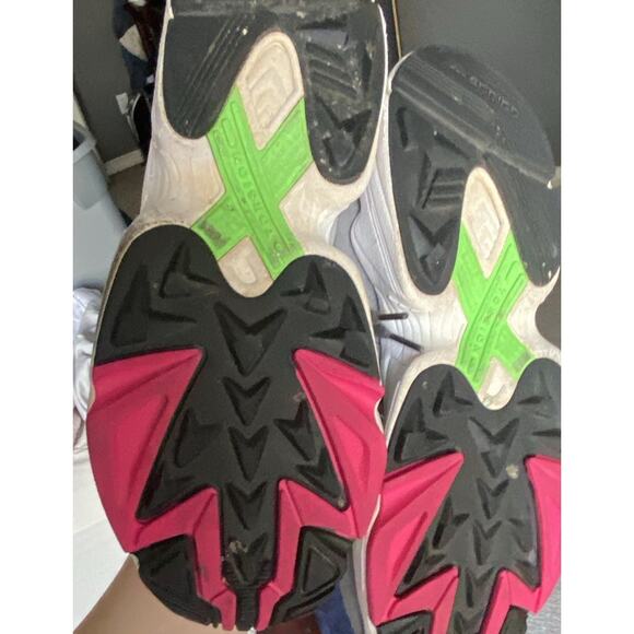 Adidas Yung-96 Chasm DB2802 Grey Neon Green Pink Men 7 Running Shoes Retro 90s - Picture 7 of 14